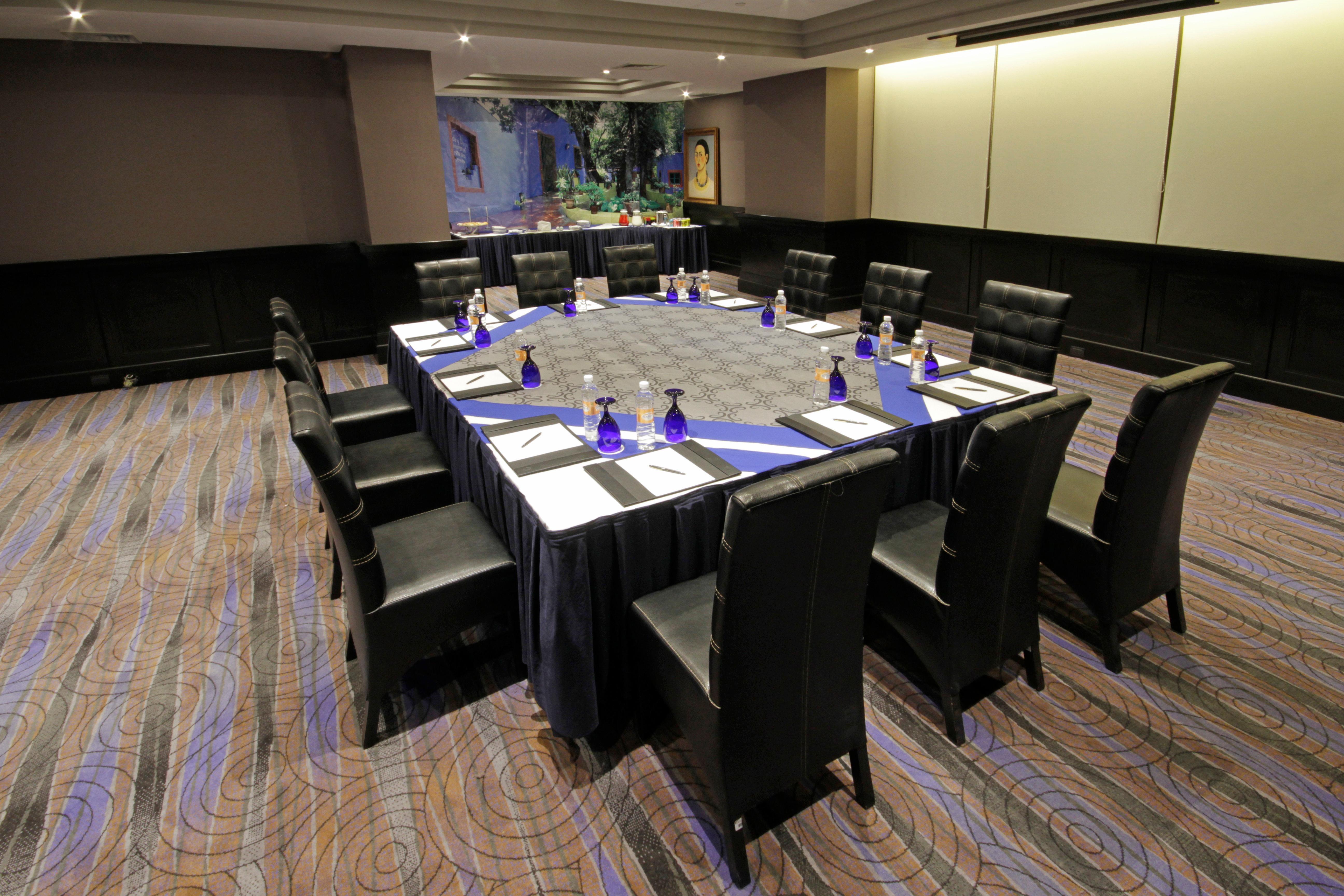 Hotel Presidente Intercontinental Guadalajara By Ihg Zapopan Esterno foto